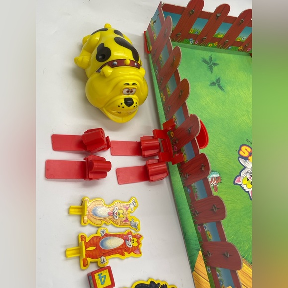 Fraidy Cats 1994 Milton Bradley Board Game Complete VTG - Picture 5 of 12